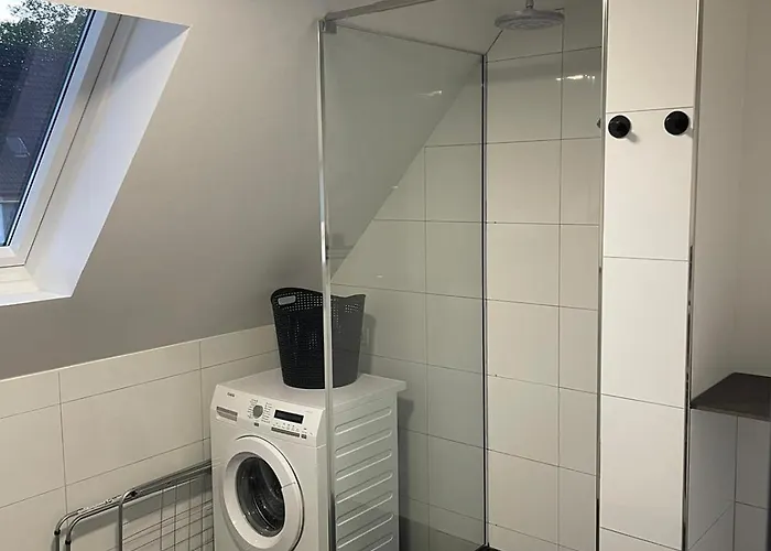 Lejlighed Moderne In Gelsenkirchen-schalke Fuer 1 Bis 7 Personen Mit Terrasse, Ideal Fuer Gruppen & Stadionbesuche *